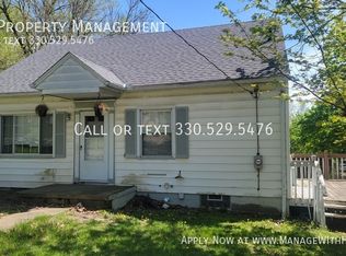 1450 Newton St, Akron, OH 44305