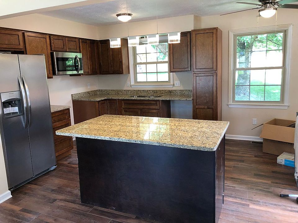 1st image of 301 Auburn Way