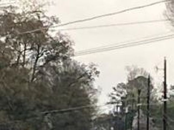 Exterior Neighborhood (street photo)