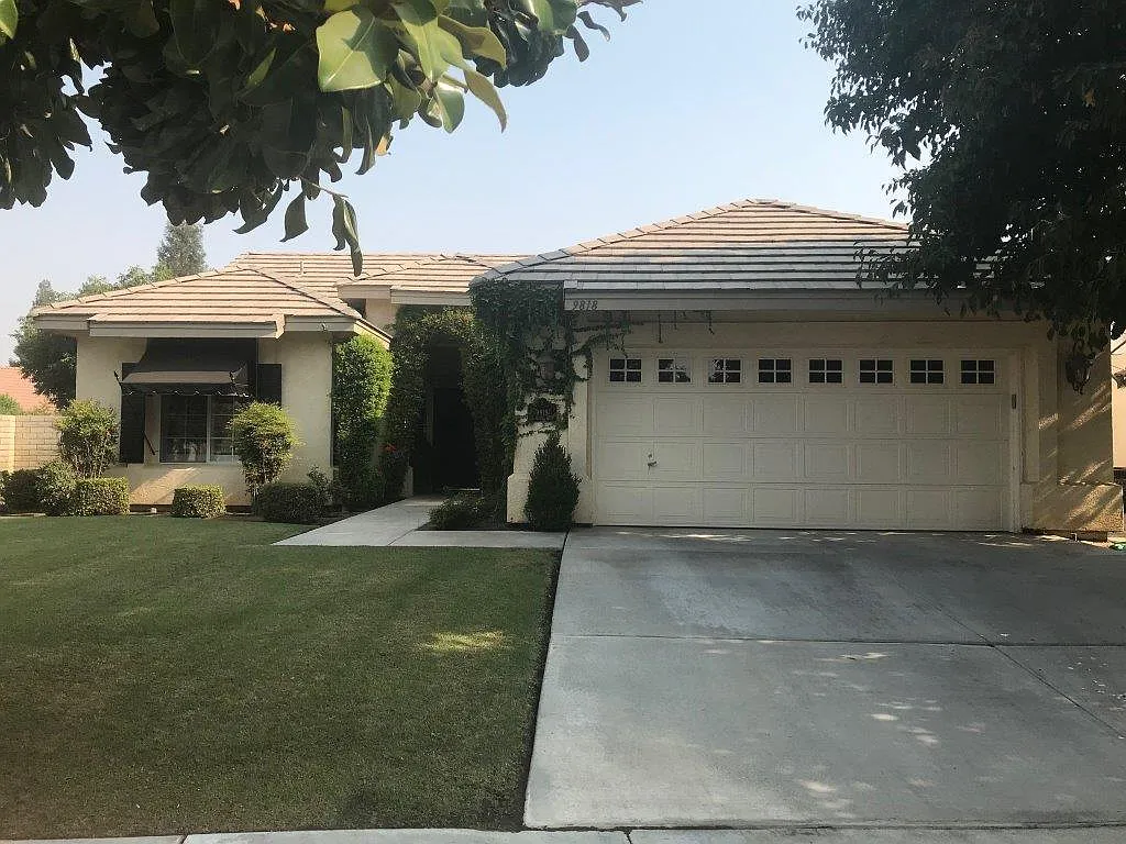 9818 Cabbage Rose Ave photo 1