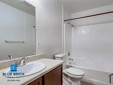 15231 Sherman Way #306 — Photo 21
