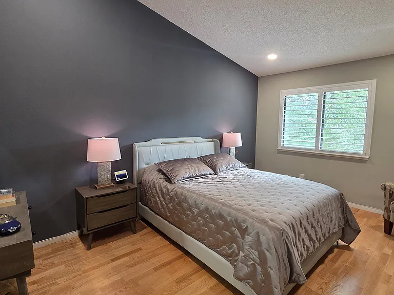 1528 Alma Ter — Photo 16