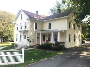 12 Read St APT C, Deep River, CT 06417