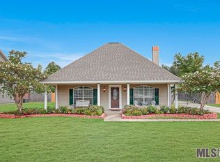 13039 N Ridge Dr, Walker, LA 70785