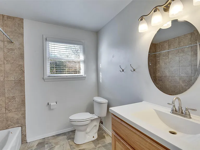11606 Tedford St — Photo 19