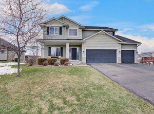 18605 Dunbury Ave, Farmington, MN 55024