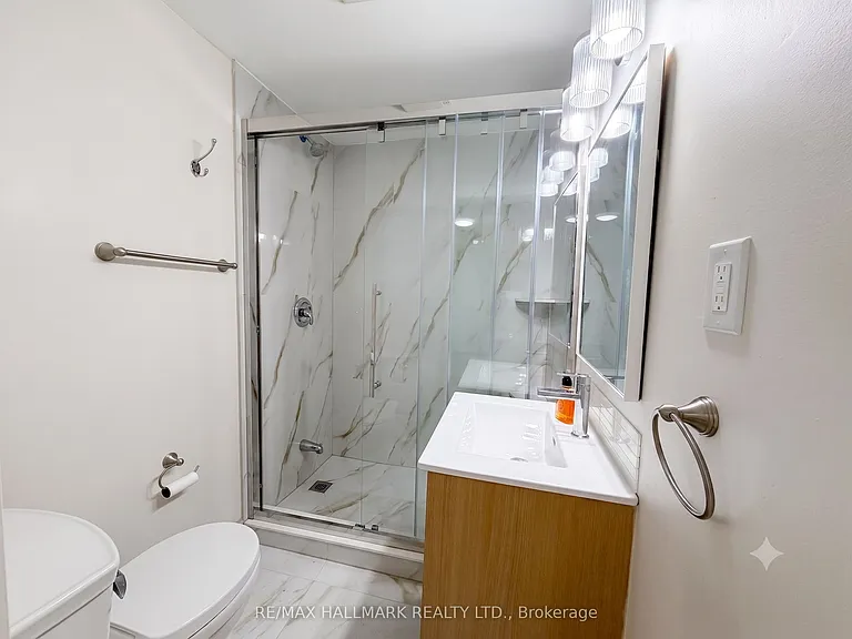 159 Richmond St #2 — Photo 5
