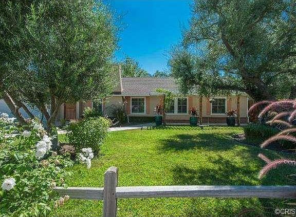4th image of 5142 Gaviota Ave