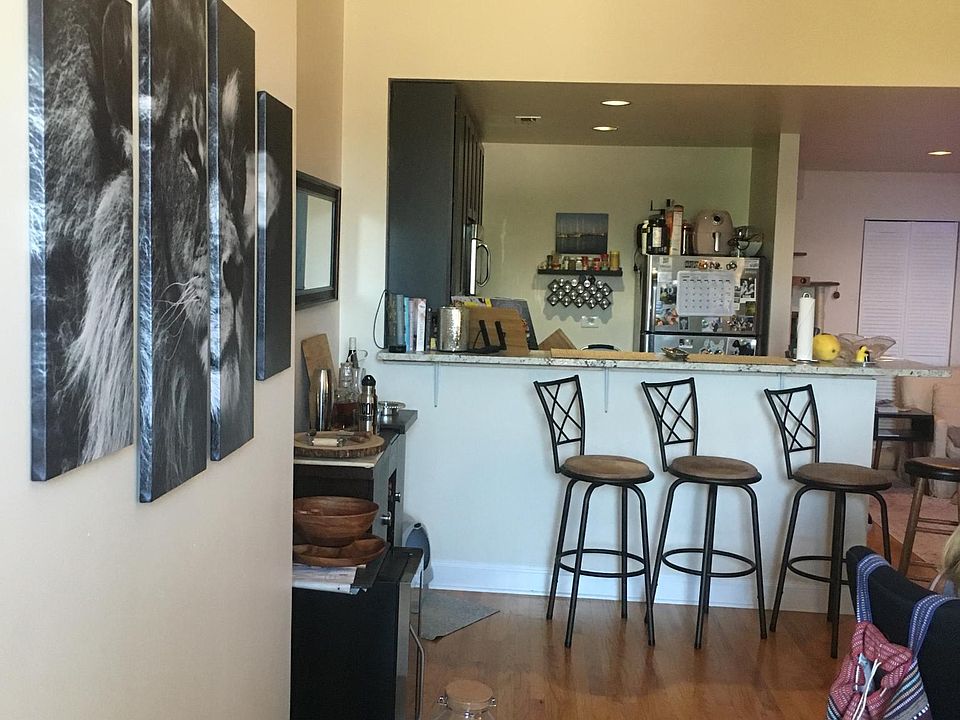1st image of 1439 N Milwaukee Ave #3