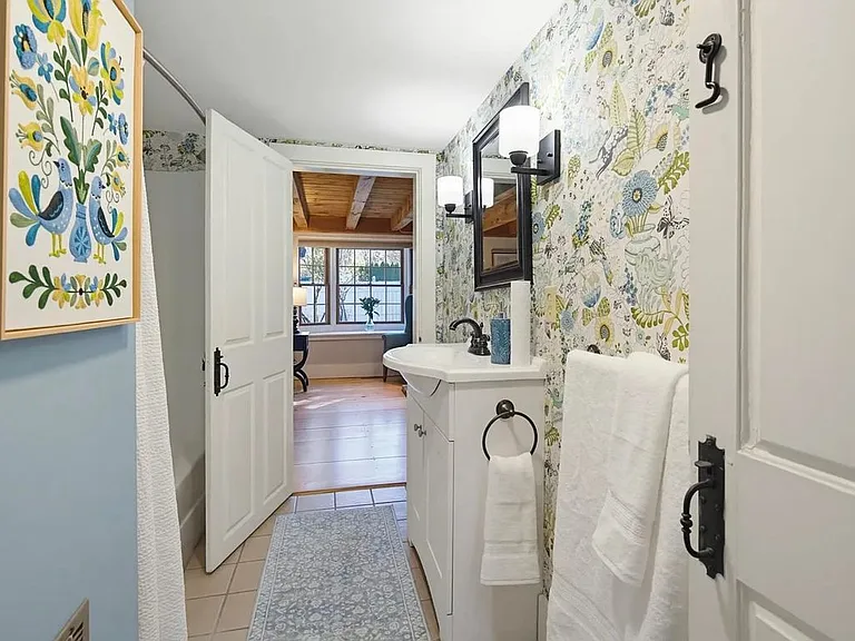6B Fifield Ln — Photo 16