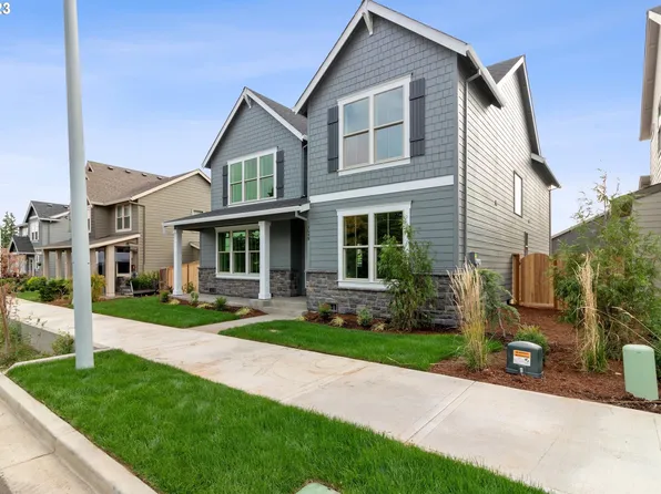 19699 Leland Rd, Oregon City, OR 97045