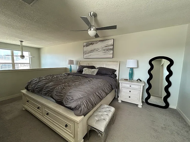4577 Madison Ave #A — Photo 9