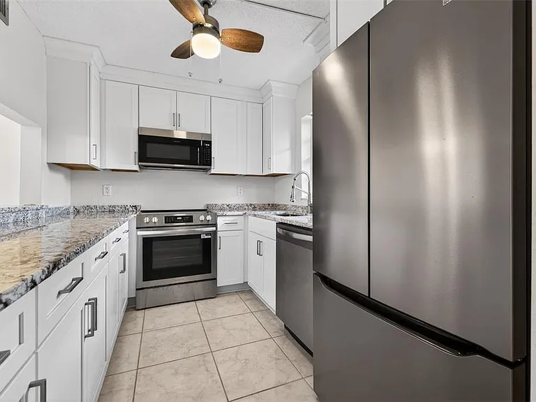 7540 Bay Island Dr S #160 — Photo 6