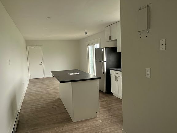 3rd image of 67 Shantz Ln #12