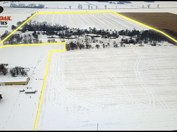 2025 E Eger Rd, Rensselaer, IN 47978