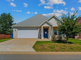 1128 Essex Dr, Benton, AR 72019