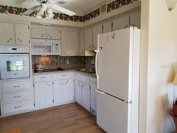 4th image of 2455 Finlandia Ln APT 73