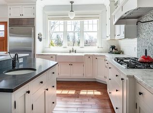 12 Cragmoor, Cape Elizabeth, ME 04107