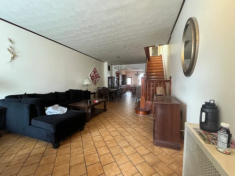 22 S Highland Ave — Photo 6