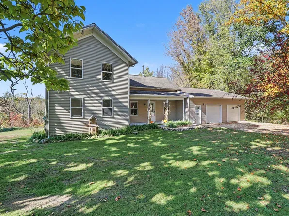 15221 29 Mile Rd, Albion, MI 49224