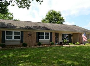 601 Bishop Ct, Virginia Beach, VA 23455