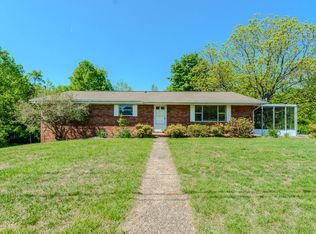 812 Redbud Dr, Greeneville, TN 37743