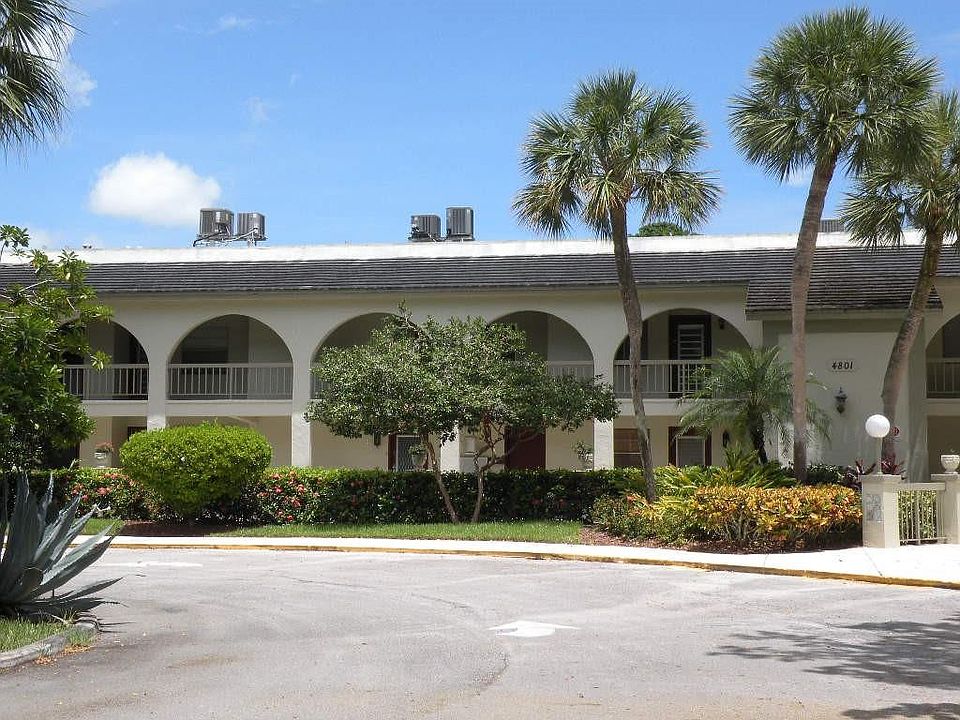 1st image of 4801 Martinique Place #C1