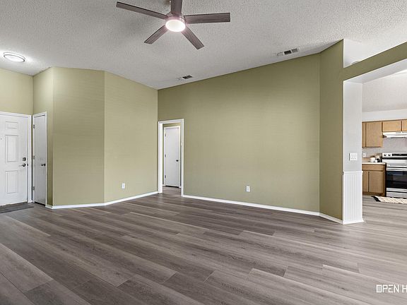 4th image of 5502 Long Leaf Dr