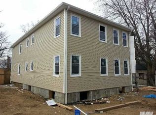 22115 142nd Rd, Springfield Gardens, NY 11413