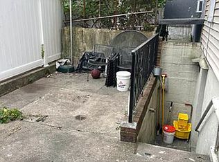 2115 25th Rd STE 1, Astoria, NY 11102