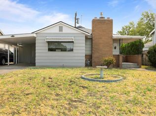702 Wright Ave, Richland, WA 99352