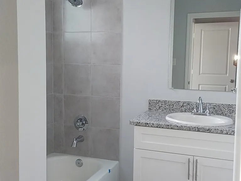 18827 Luminescent Ln — Photo 20