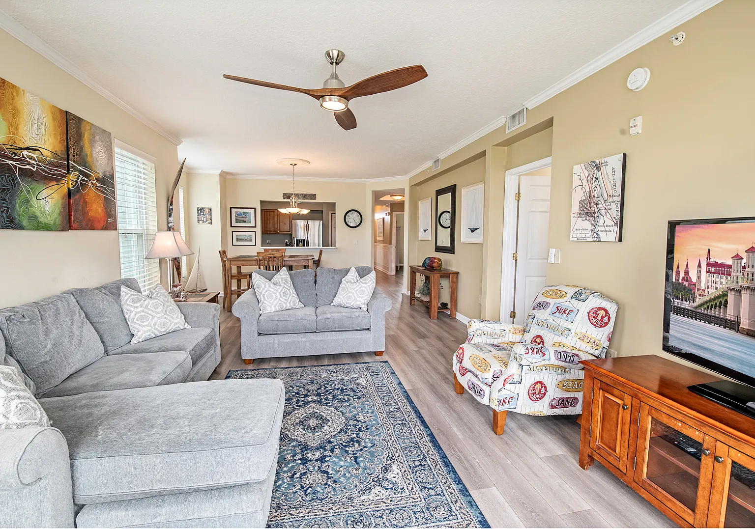 3 bed, 1464 sqft, $3,200 — Photo 2