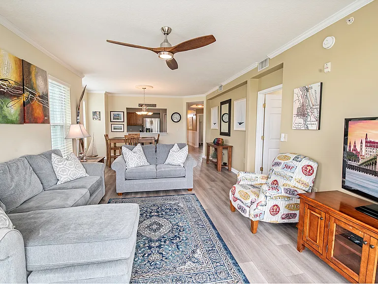 285 Atlantis Cir #G206 — Photo 2