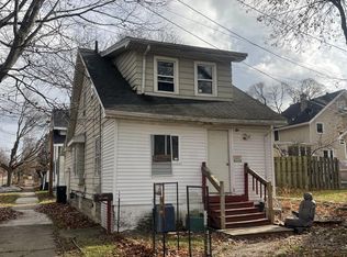 811 W Lapeer St, Lansing, MI 48915