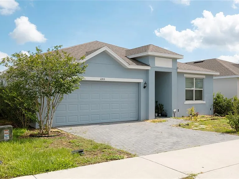 2203 Pigeon Plum Dr — Photo 2