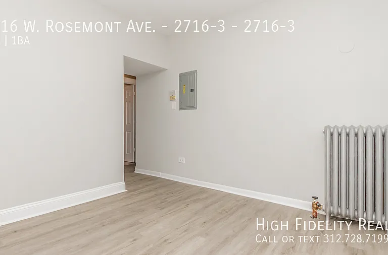2716 W Rosemont Ave #3 — Photo 4