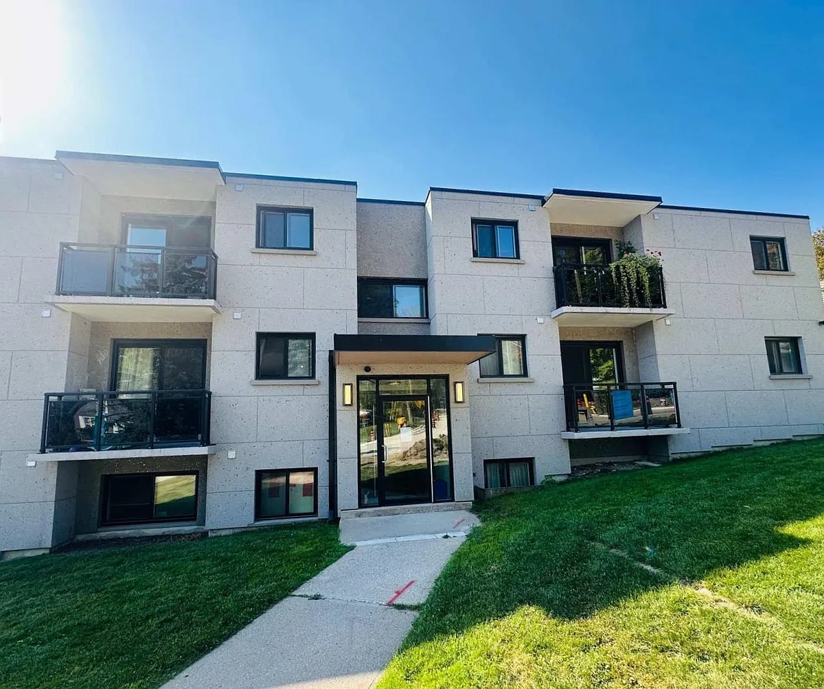 Building Photo - 34 Berczy St #103