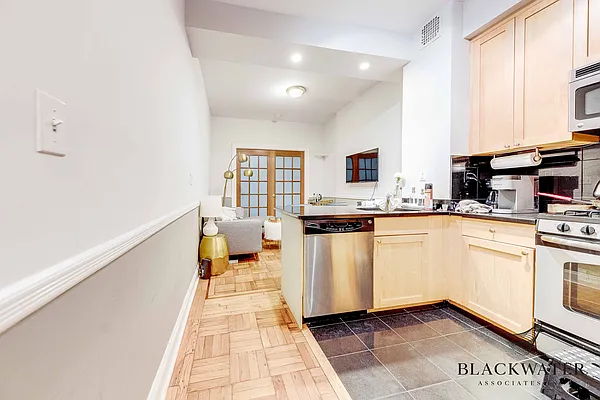 Rented by Blackwater Associates Inc. | media 45