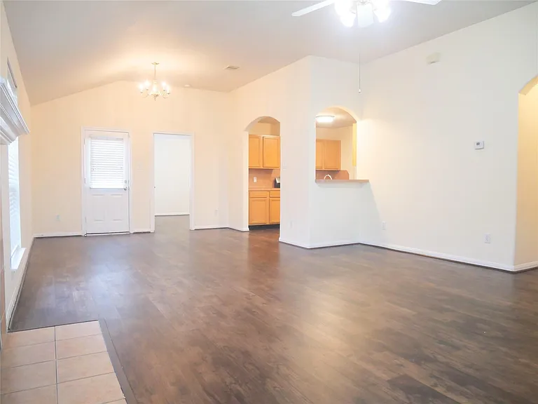 2311 Flint Brook Ct — Photo 6