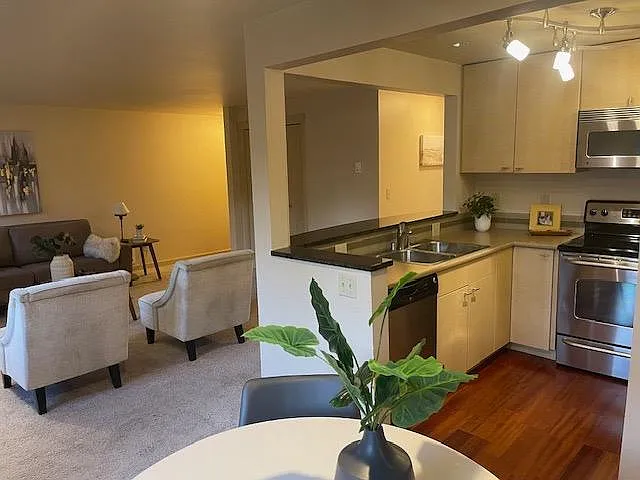 8252 126th Ave NE #D203 — Photo 9