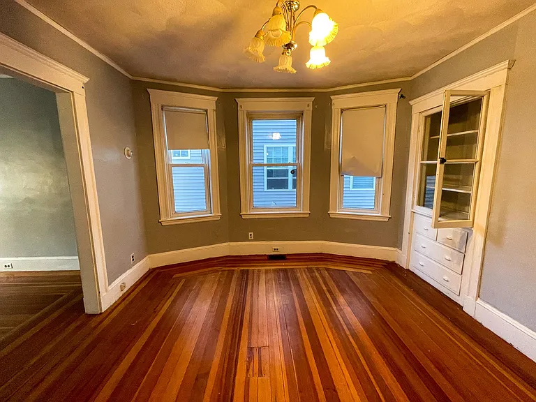 105 Bowdoin St #1 — Photo 5