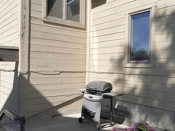 4th image of 3811 Stephens Ave APT 35