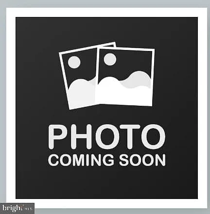 Studio, 1256 sqft, $999 — Photo 1