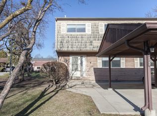 575 Blackfoot Ct, Wheeling, IL 60090