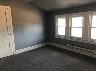 424 W Broad St FL 2ND, Paulsboro, NJ 08066