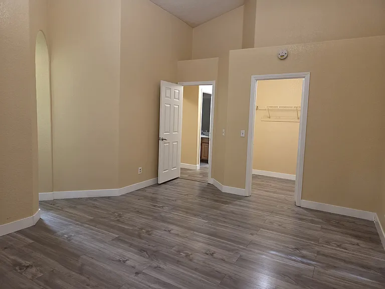 1823 Ruby Ln — Photo 22