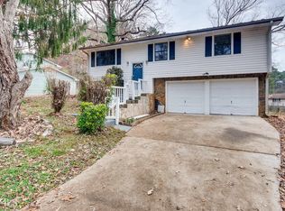 4041 Cedar Ridge Trl, Stone Mountain, GA 30083