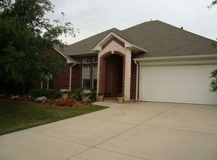 1916 Clover Hill Rd, Mansfield, TX 76063