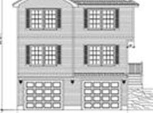 346 Rogers St, Lowell, MA 01852